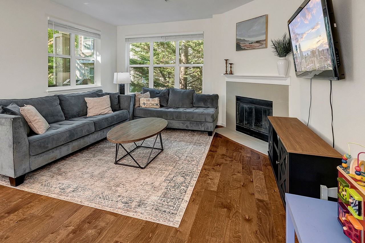 3116 164th St Sw #601 - Photo 4 of 26