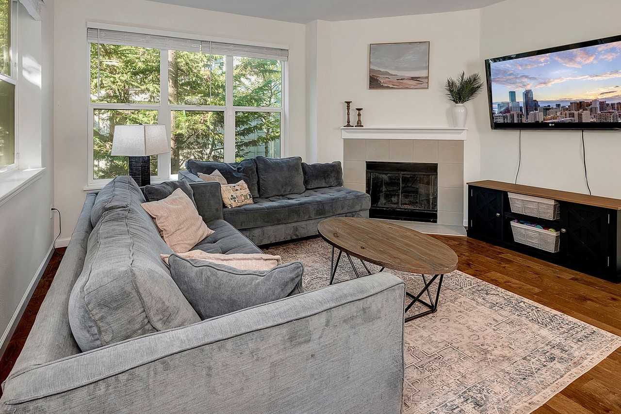 3116 164th St Sw #601 - Photo 5 of 26