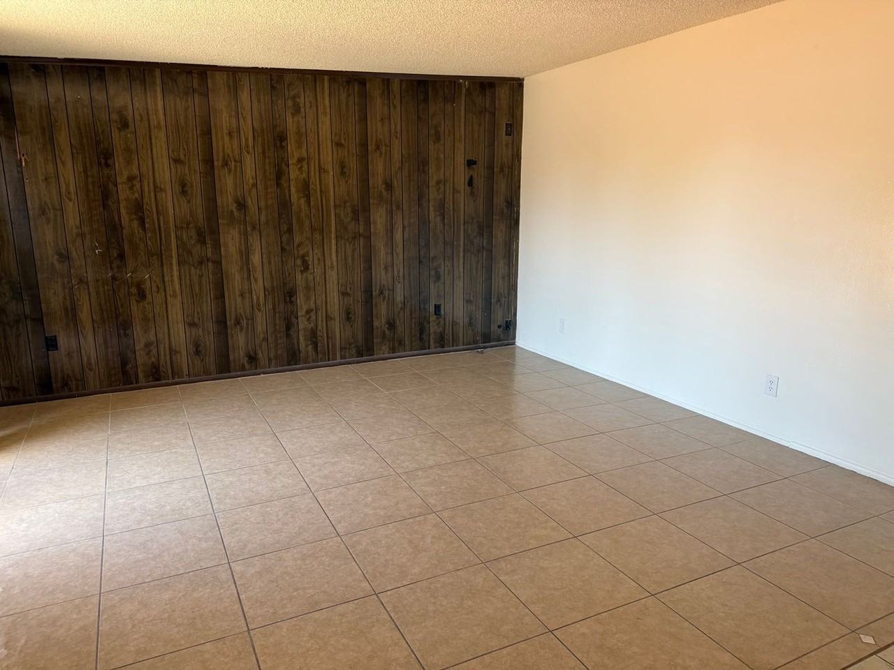 4541 E San Francisco Blvd - Photo 3 of 20