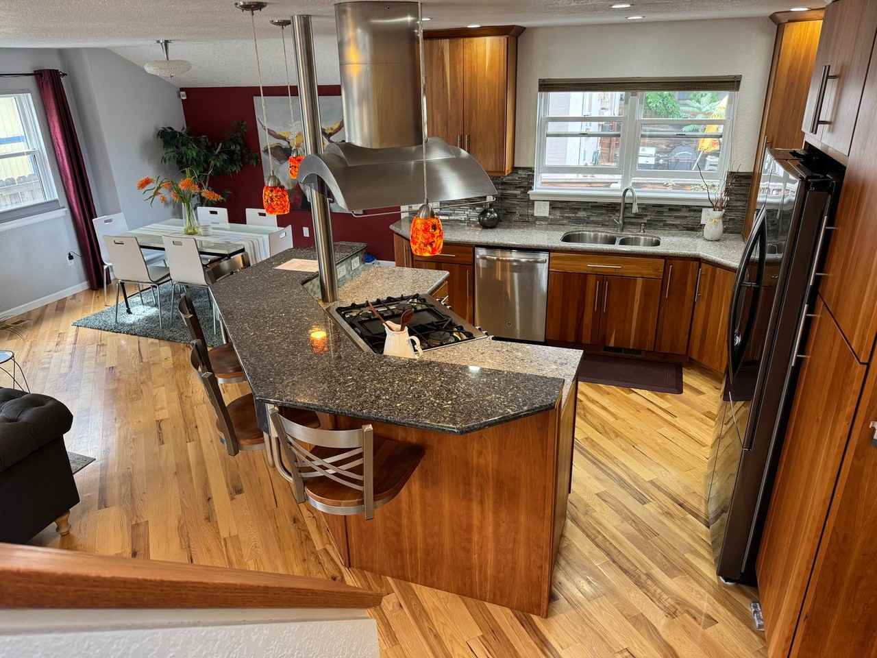 1605 17th St - Photo 3 of 15