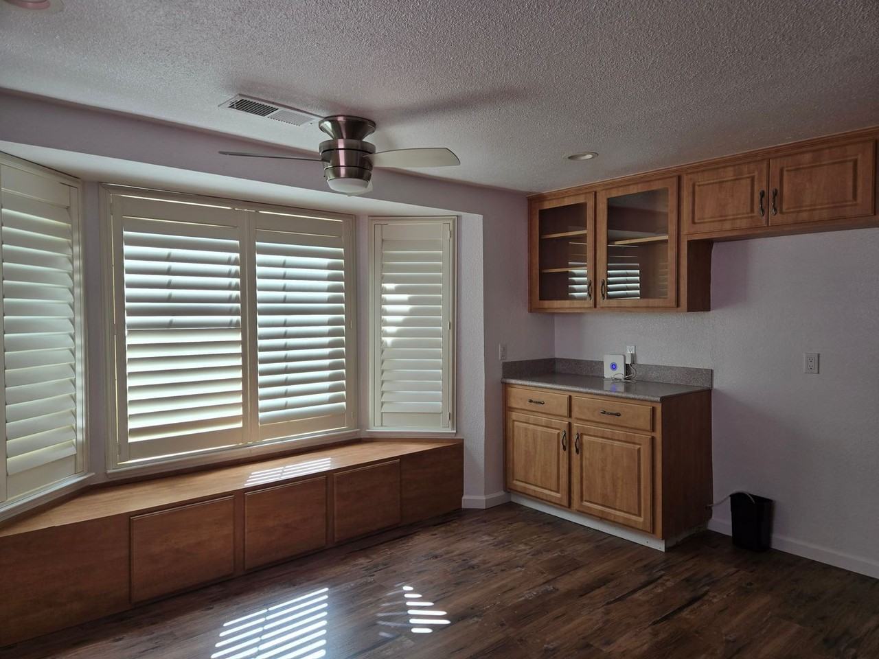 929 Auburn Ct - Photo 7 of 29