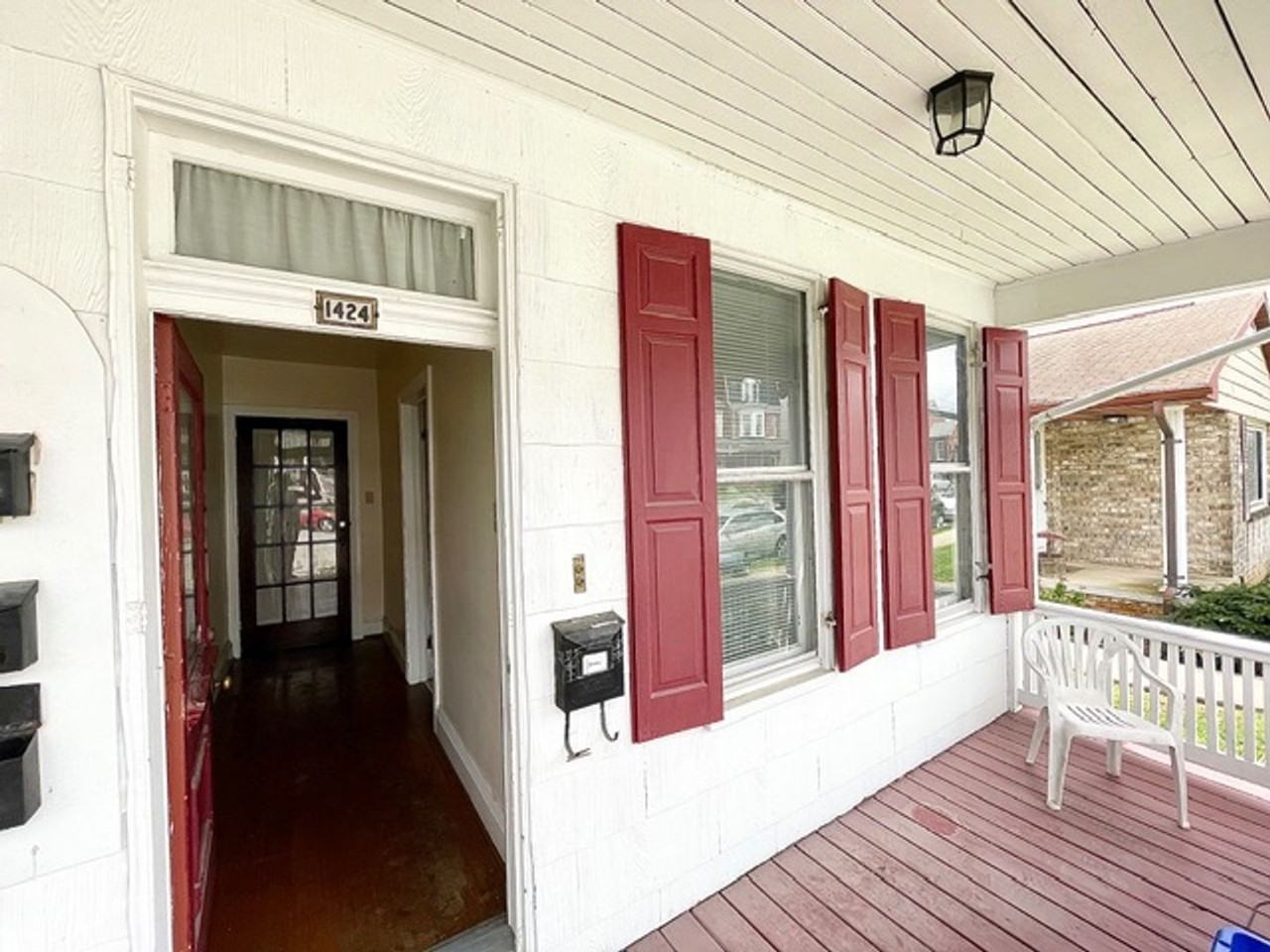 1424 W Philadelphia St - Photo 2 of 15