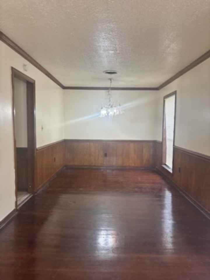 3957 California Ave - Photo 5 of 11