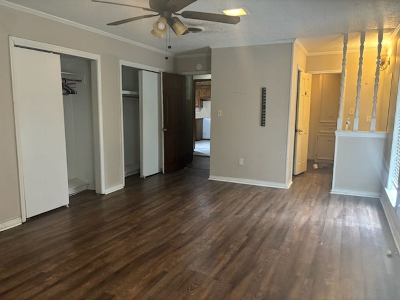 3957 California Ave - Photo 7 of 11