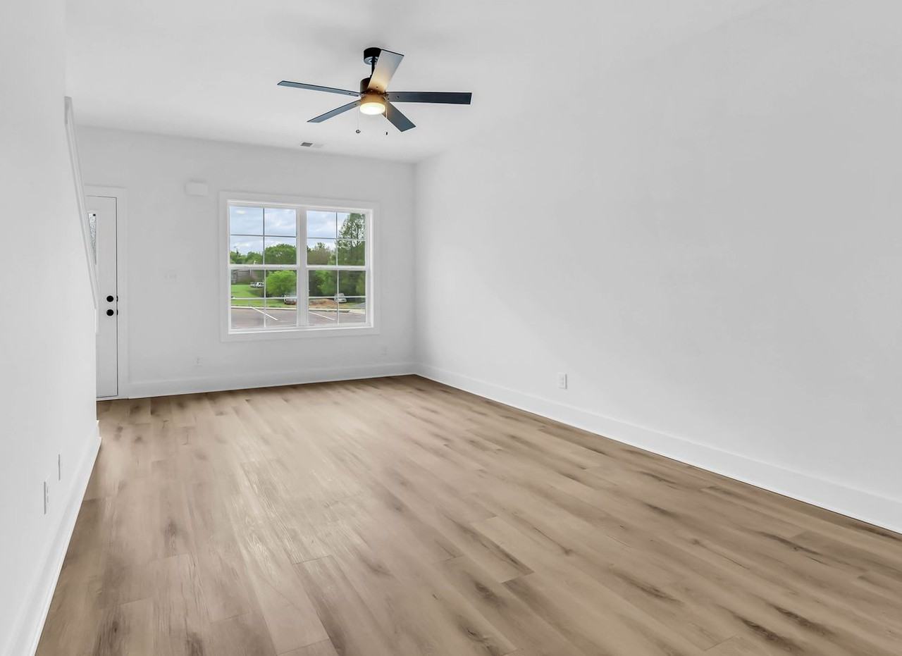 Millie At Midtown - Photo 6 of 44