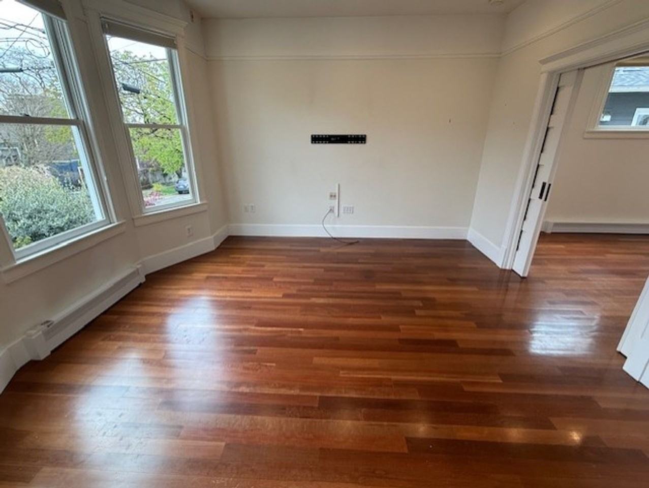 1614 E Marion St - Photo 4 of 23