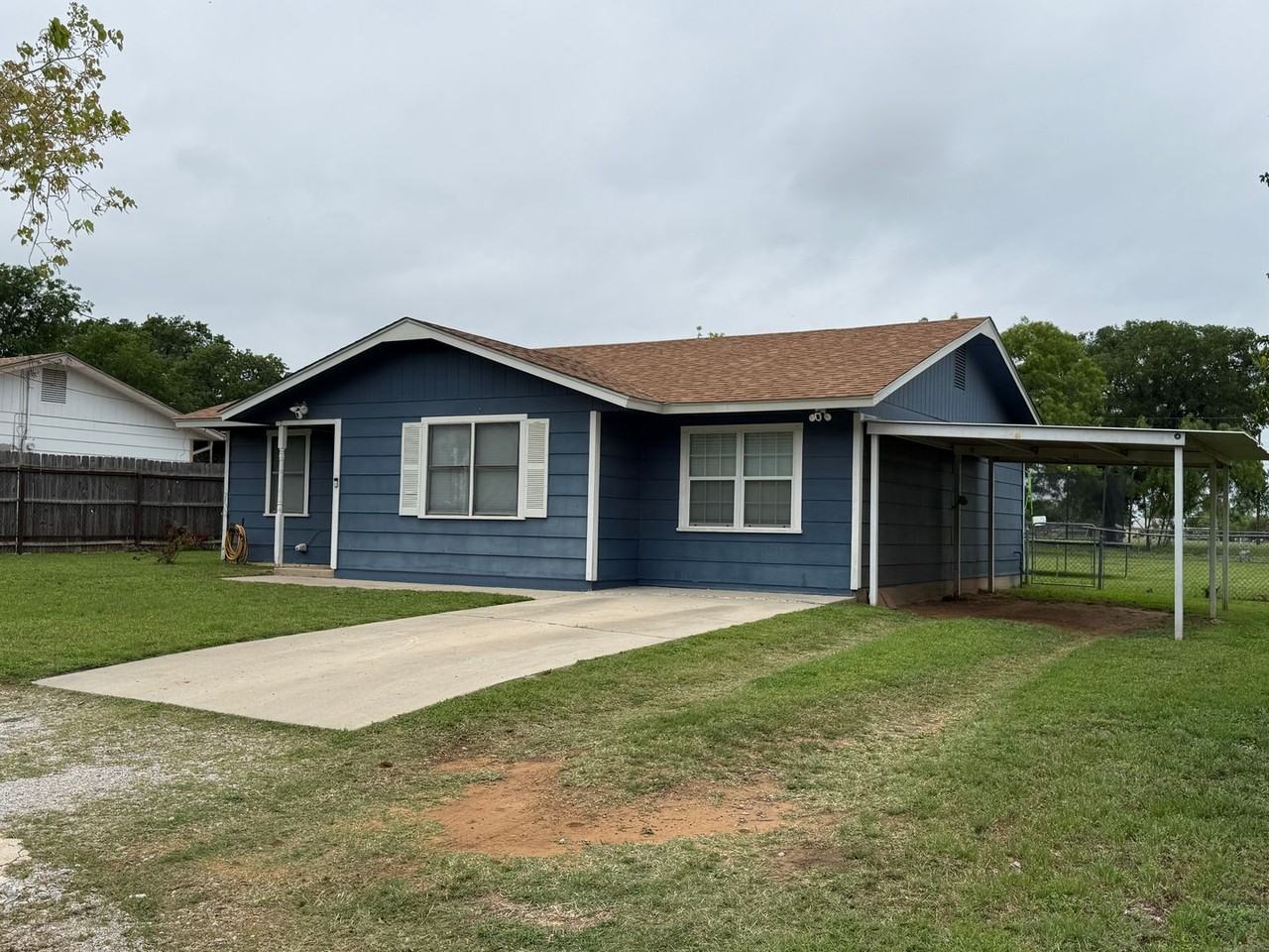 2403 Avenue D - Photo 3 of 47