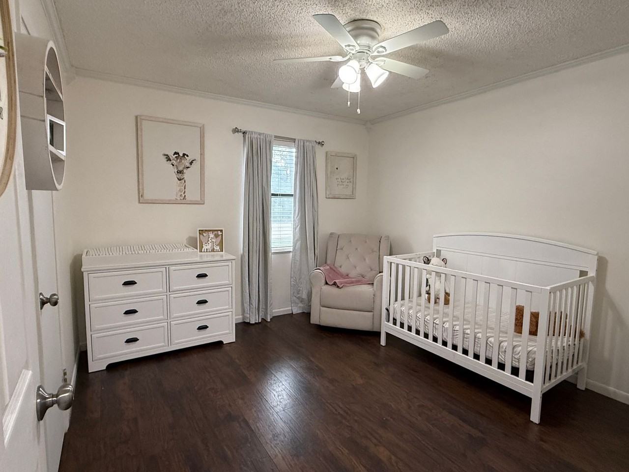 2403 Avenue D - Photo 6 of 47