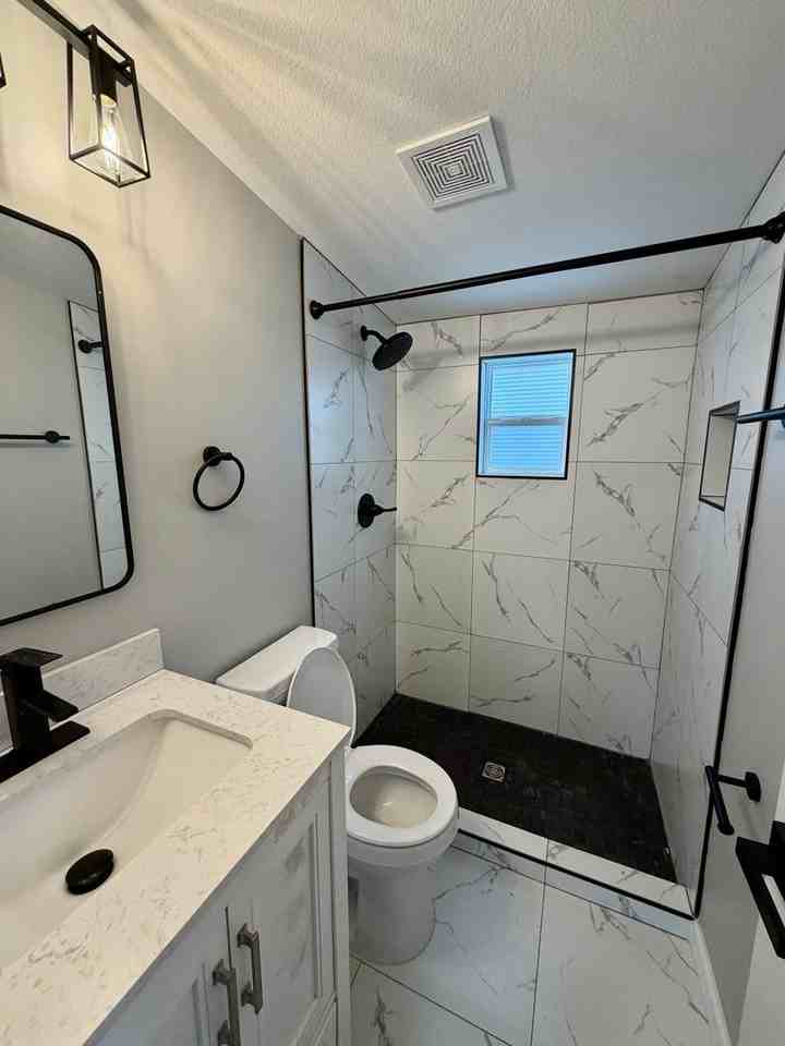 1650 S Main St #2 - Photo 4 of 11