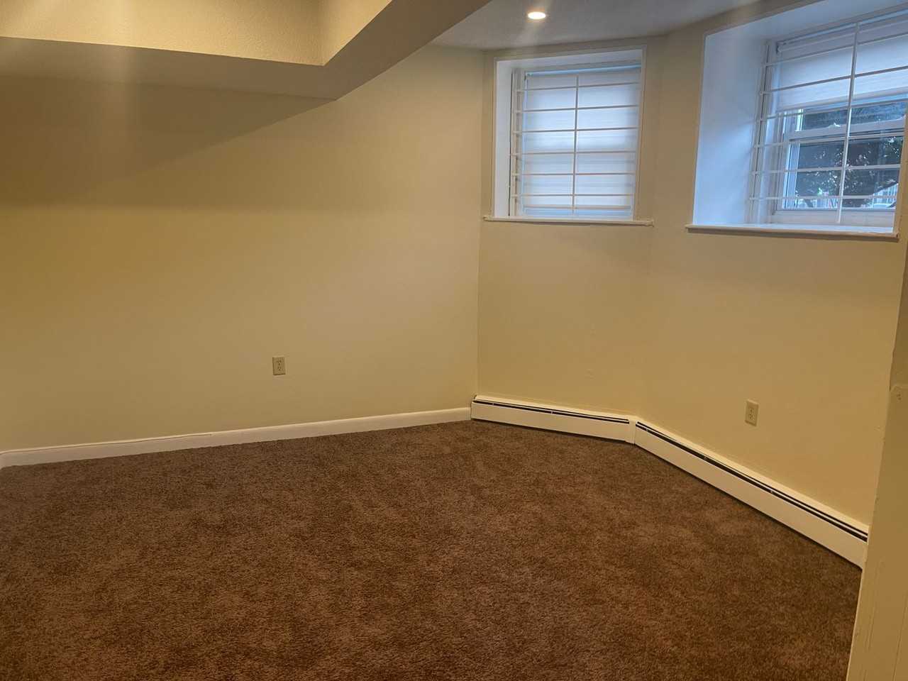 1132 Commonwealth Ave - Photo 3 of 6