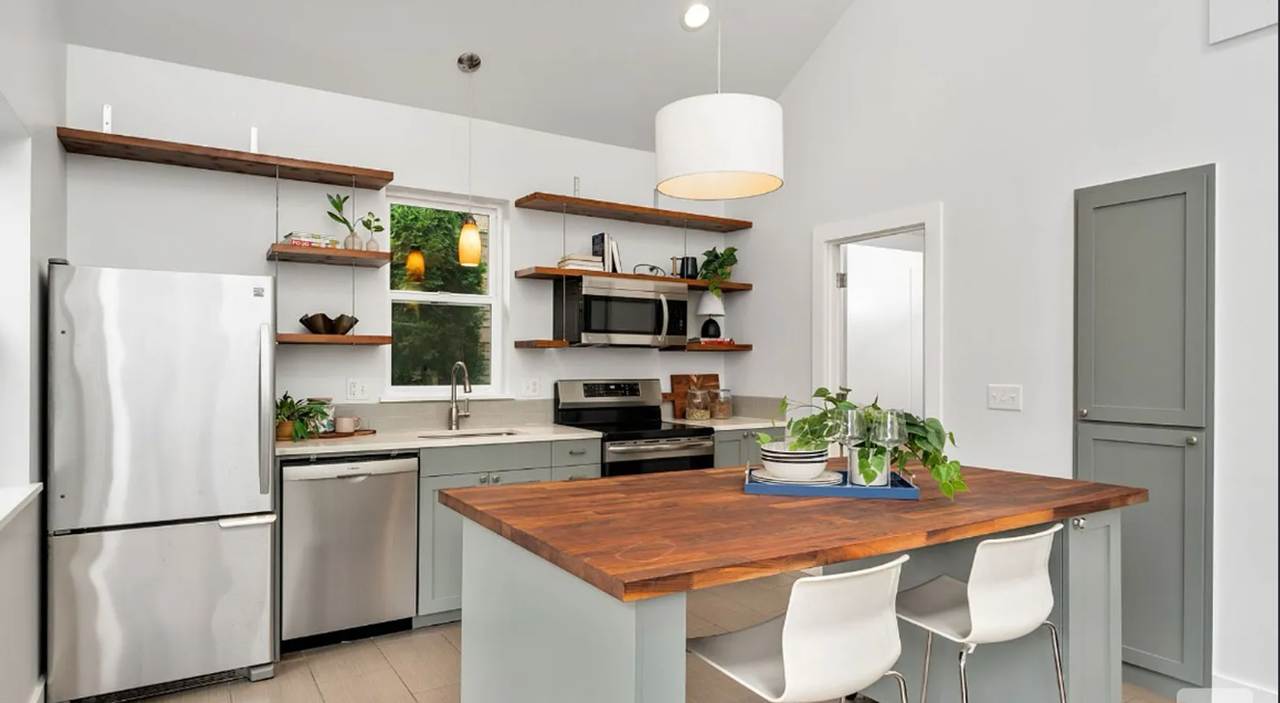 1644 N Alberta St #B - Photo 6 of 9