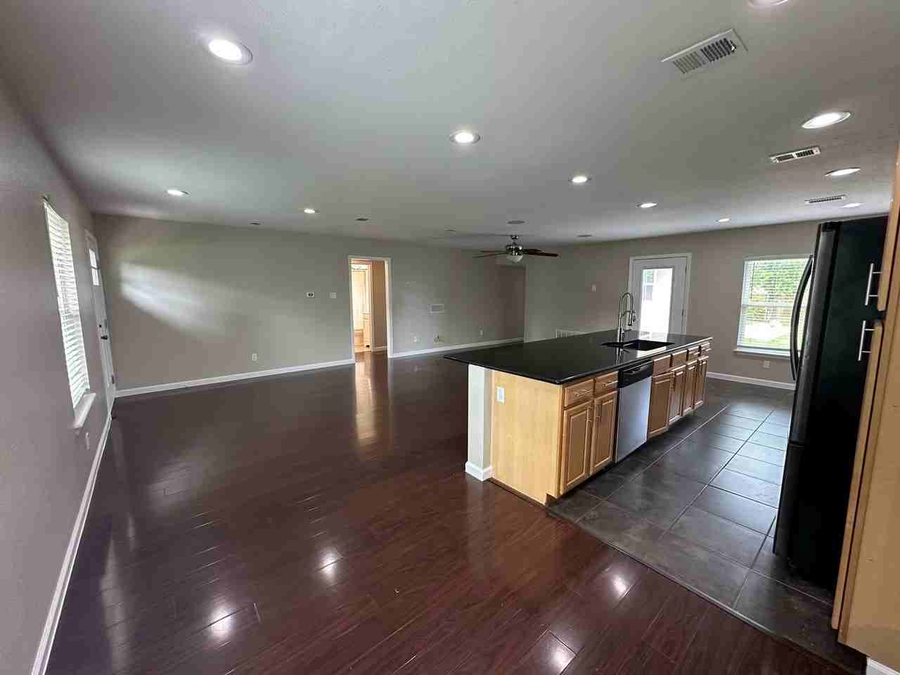 4902 Winding Trl - Photo 5 of 21