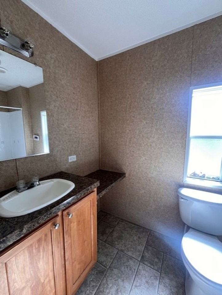 3685 Newsome Rd - Photo 4 of 13