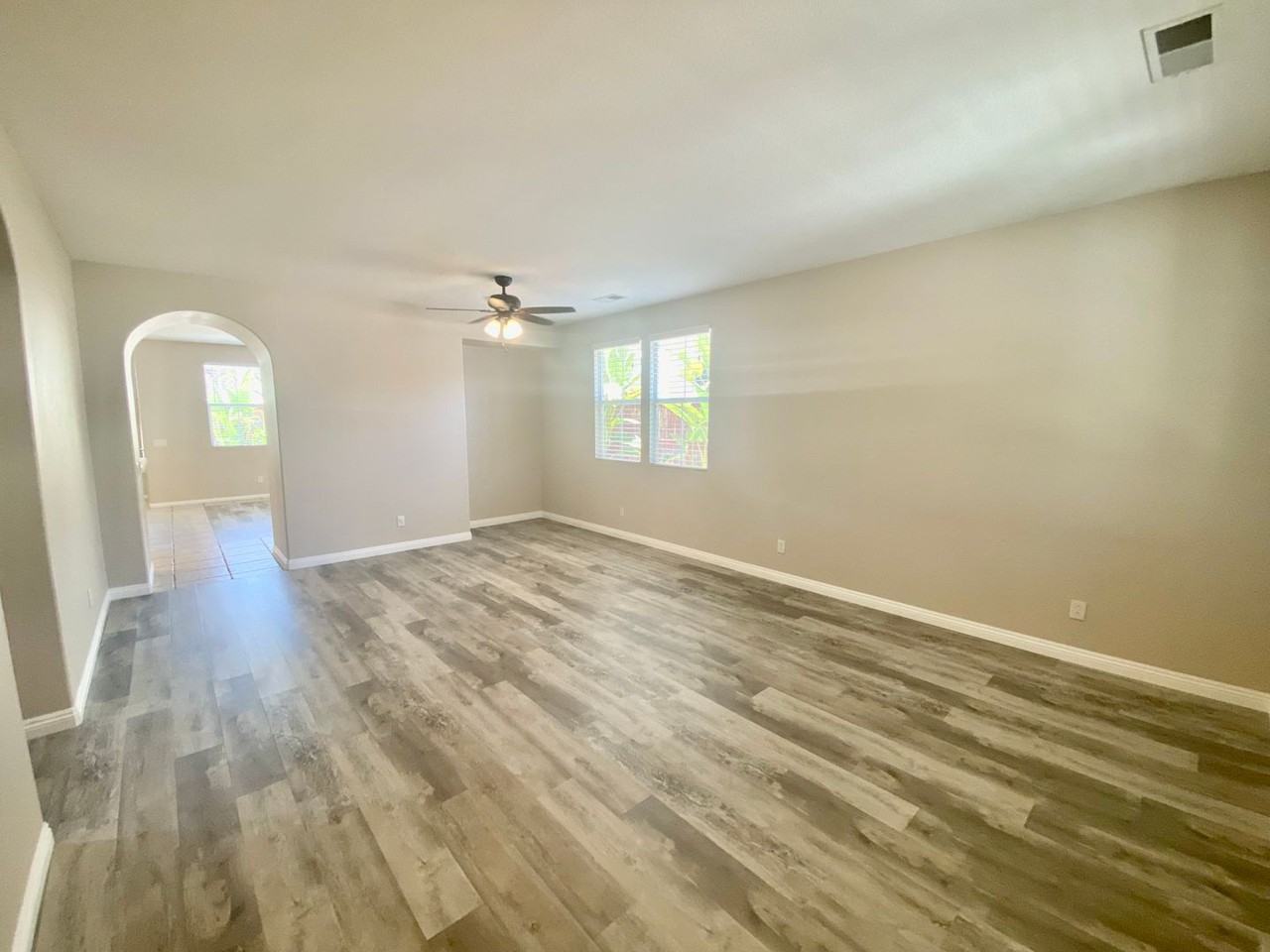 5202 Cobalt Way - Photo 5 of 17