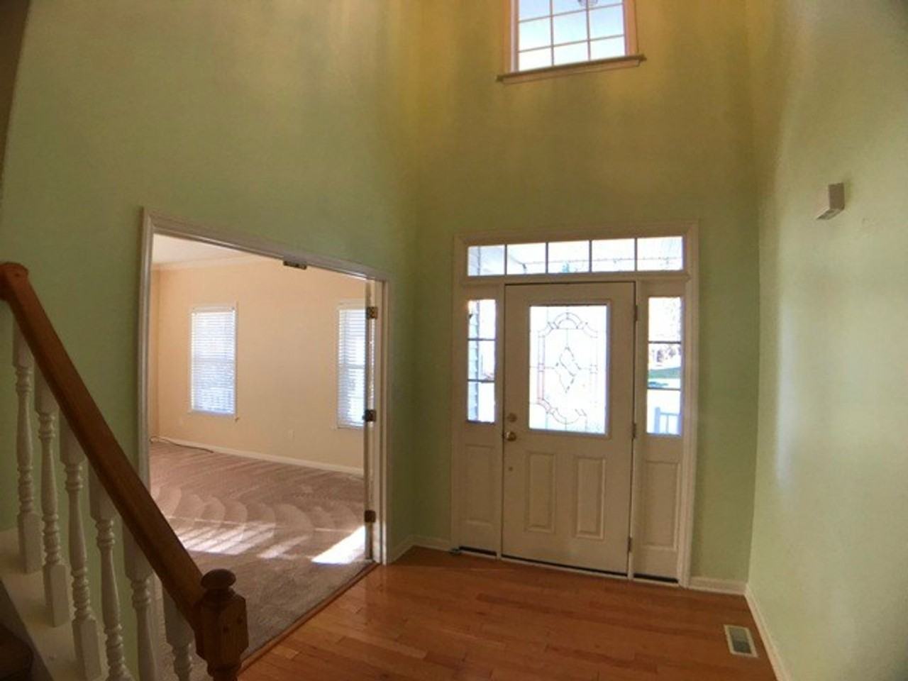 1029 Torrence Dr - Photo 6 of 45