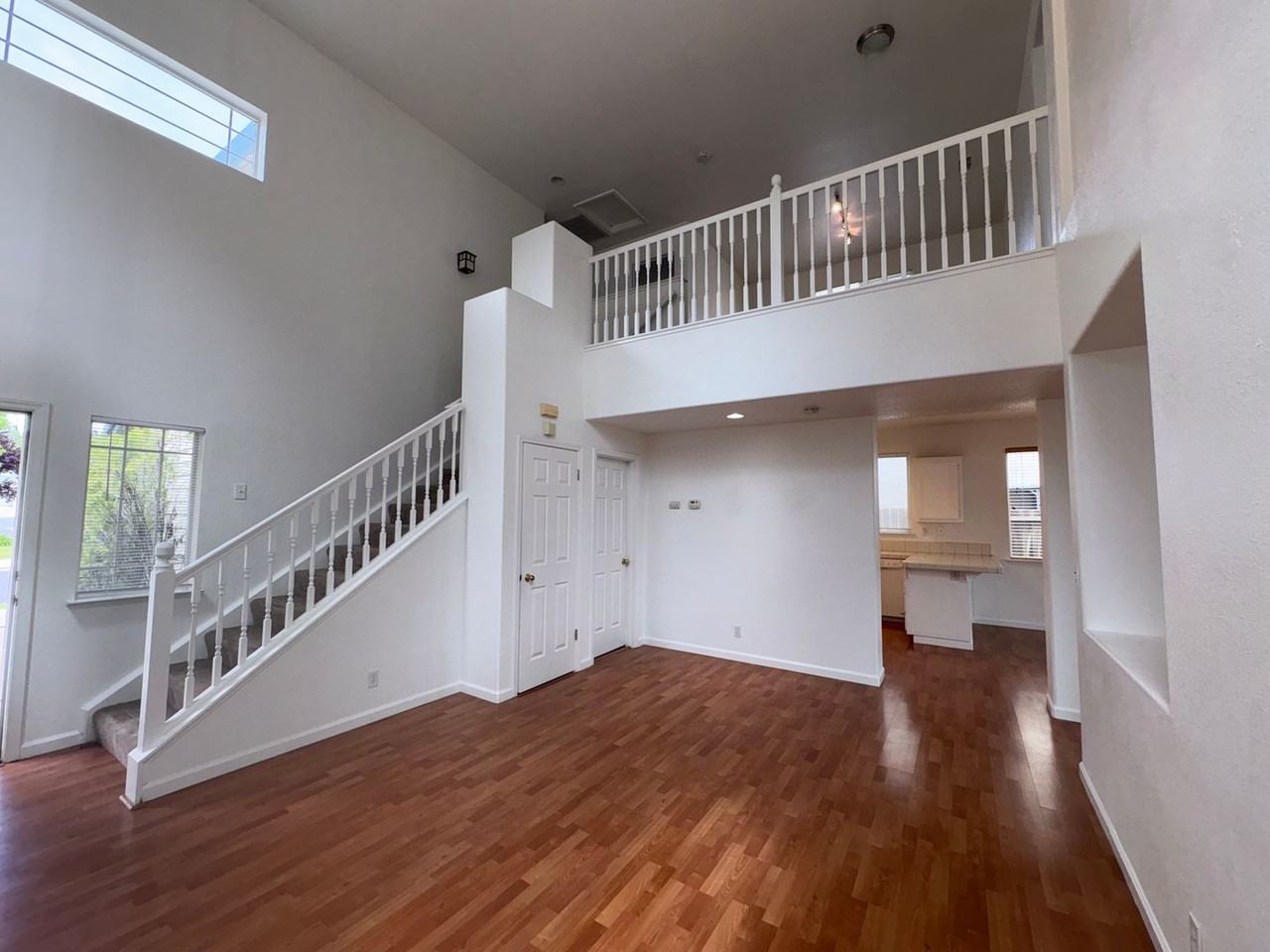 667 Grafton Way - Photo 5 of 34