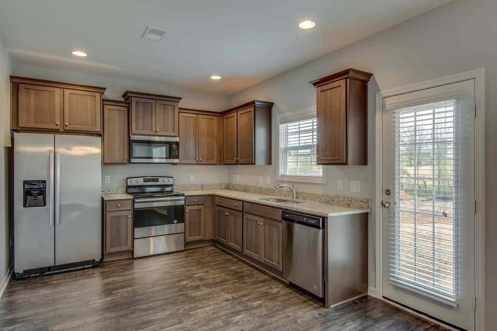 7409 Marisa Way - Photo 6 of 26