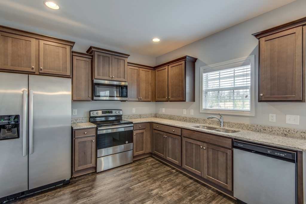 7409 Marisa Way - Photo 7 of 26