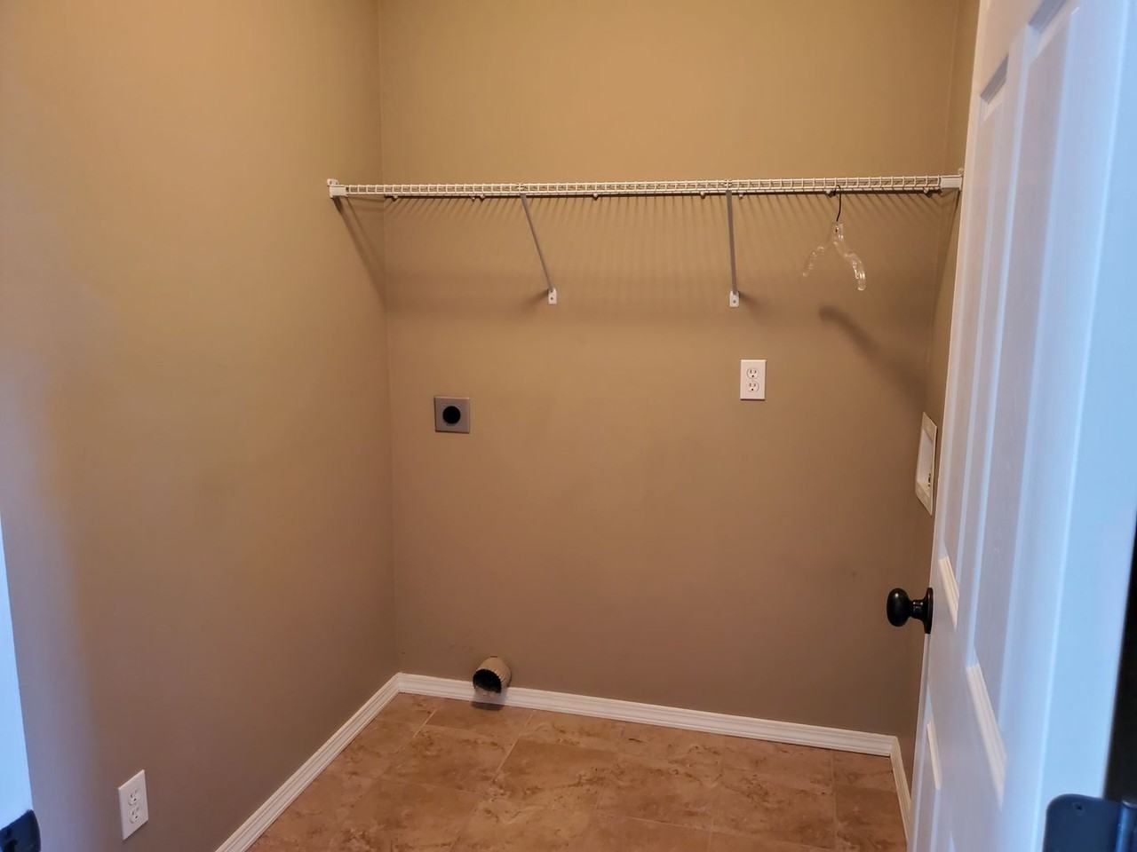 3534 S Juniper Ave - Photo 4 of 15