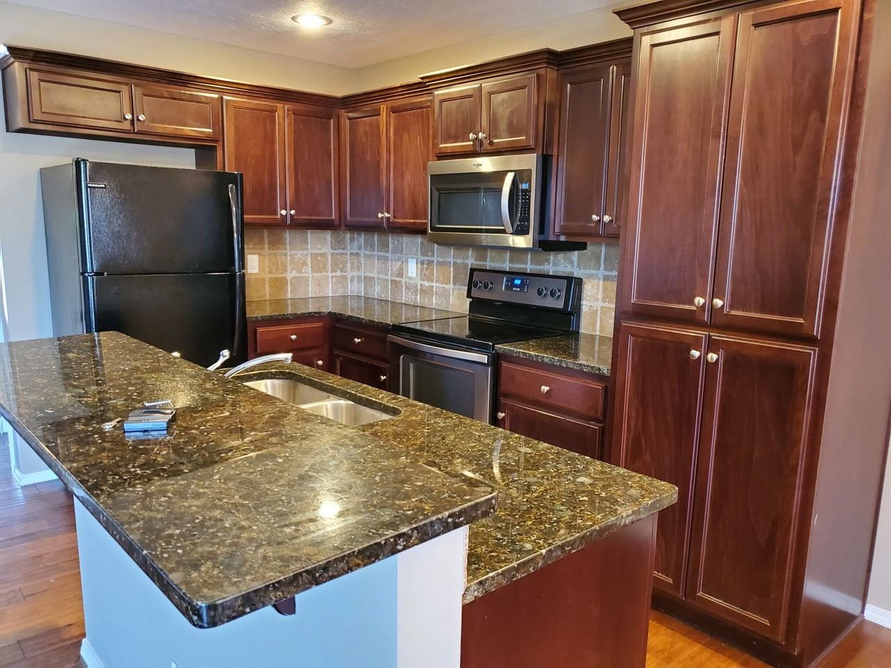 3534 S Juniper Ave - Photo 5 of 15