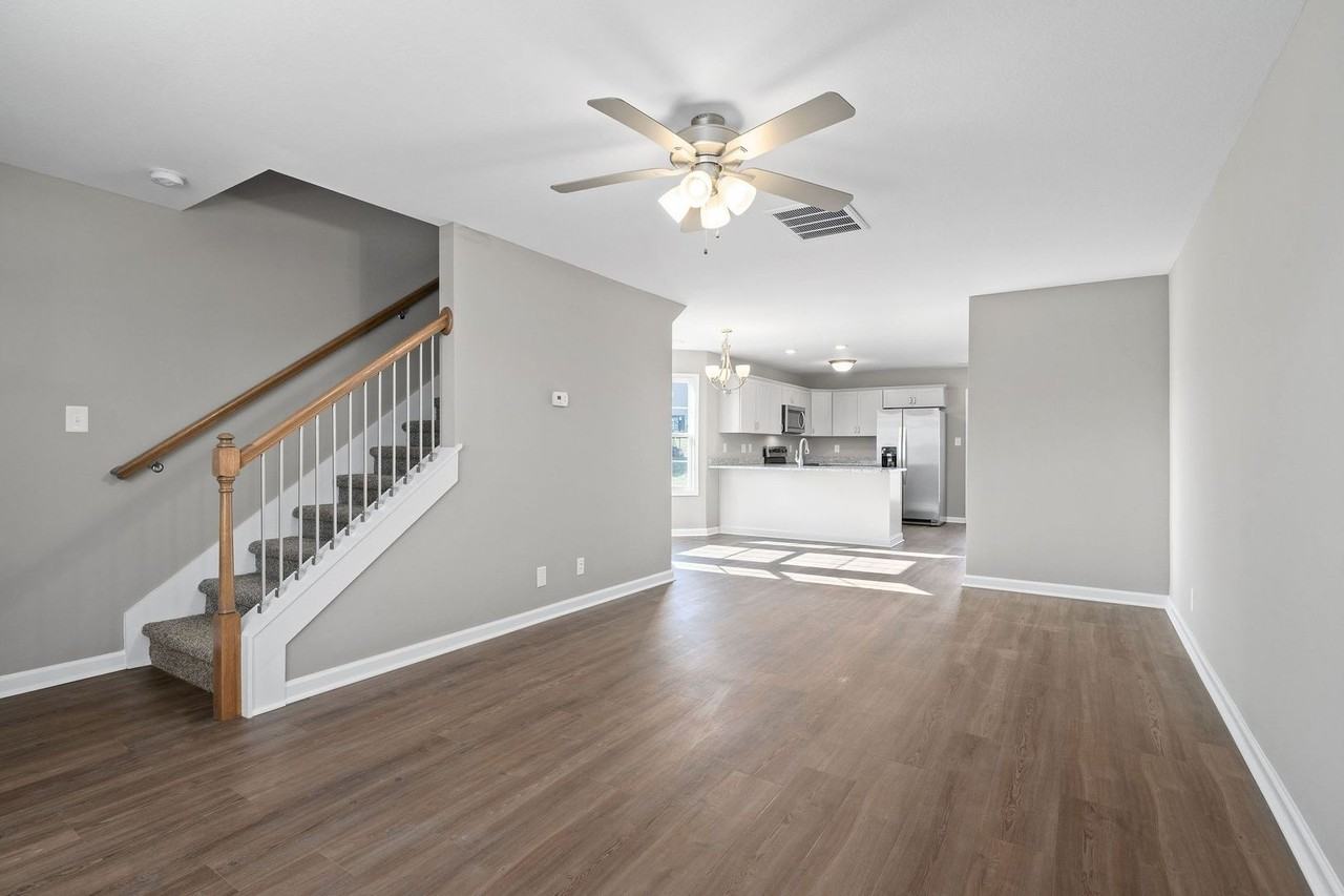 955 Big Sky Dr Apt A - Photo 5 of 30