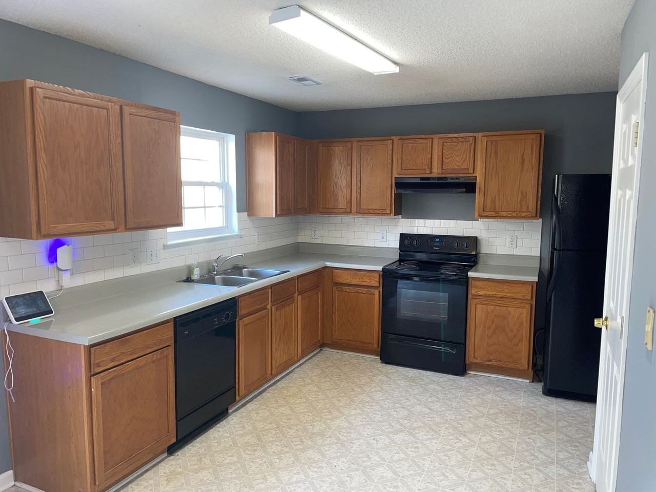 1916 Waters Trail Dr - Photo 4 of 18