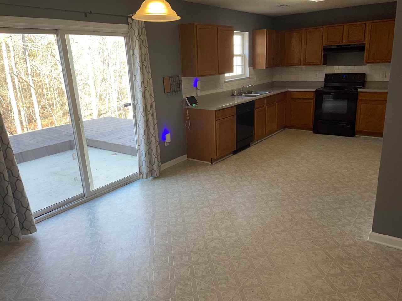 1916 Waters Trail Dr - Photo 5 of 18