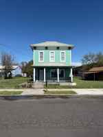 featured image of 416 Se 6th St
