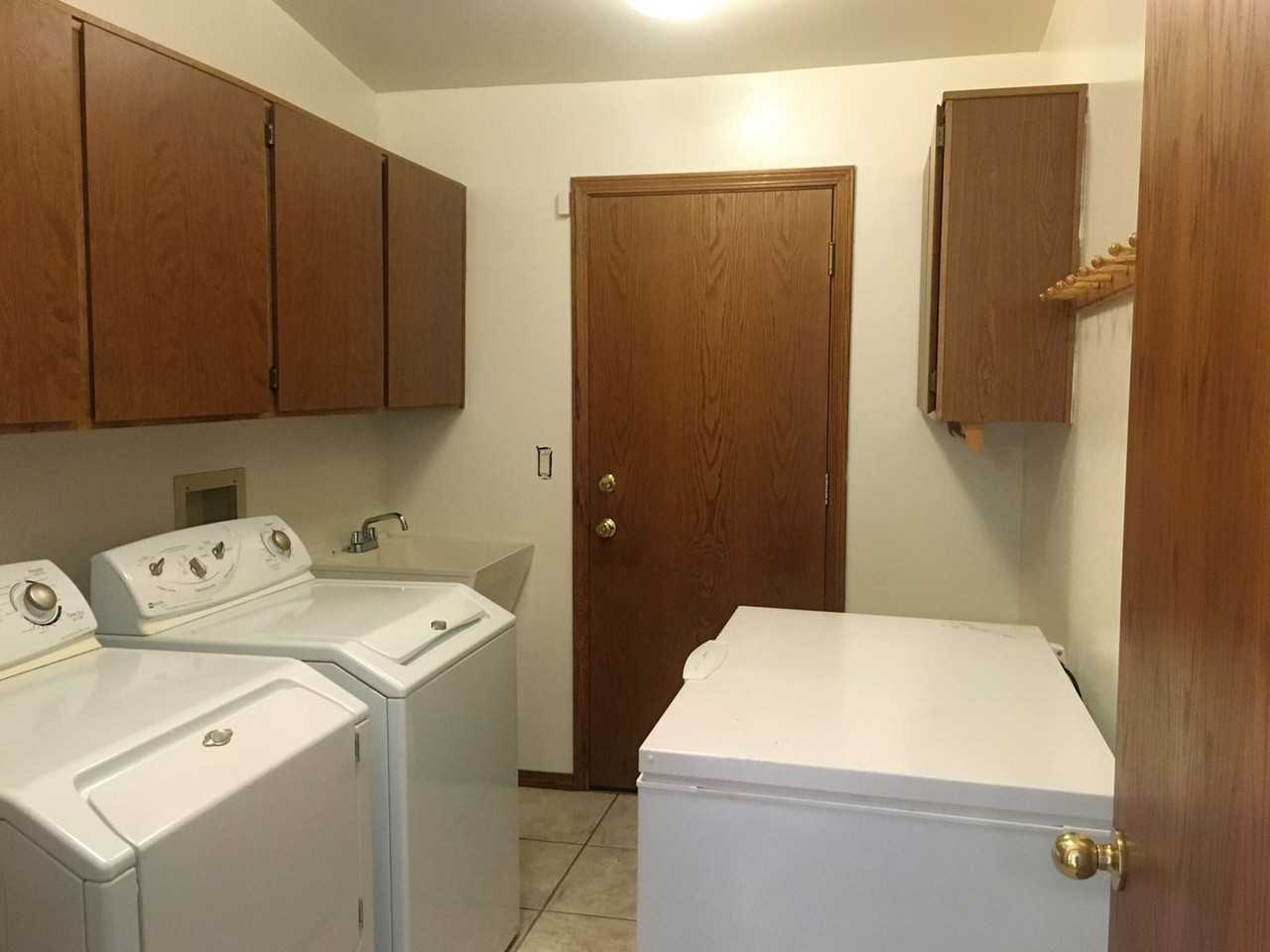 1095 Timber Point Cir - Photo 6 of 14