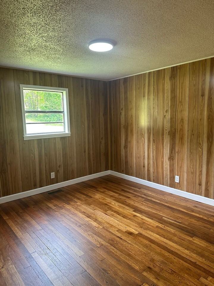 4425 Carver School Rd - Photo 4 of 7