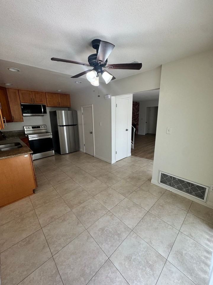 2210 2210 & 2212 E. Avalon Ave. - Photo 3 of 14