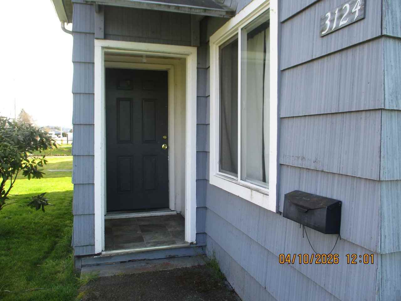 3124 Sumner Ave - Photo 2 of 7