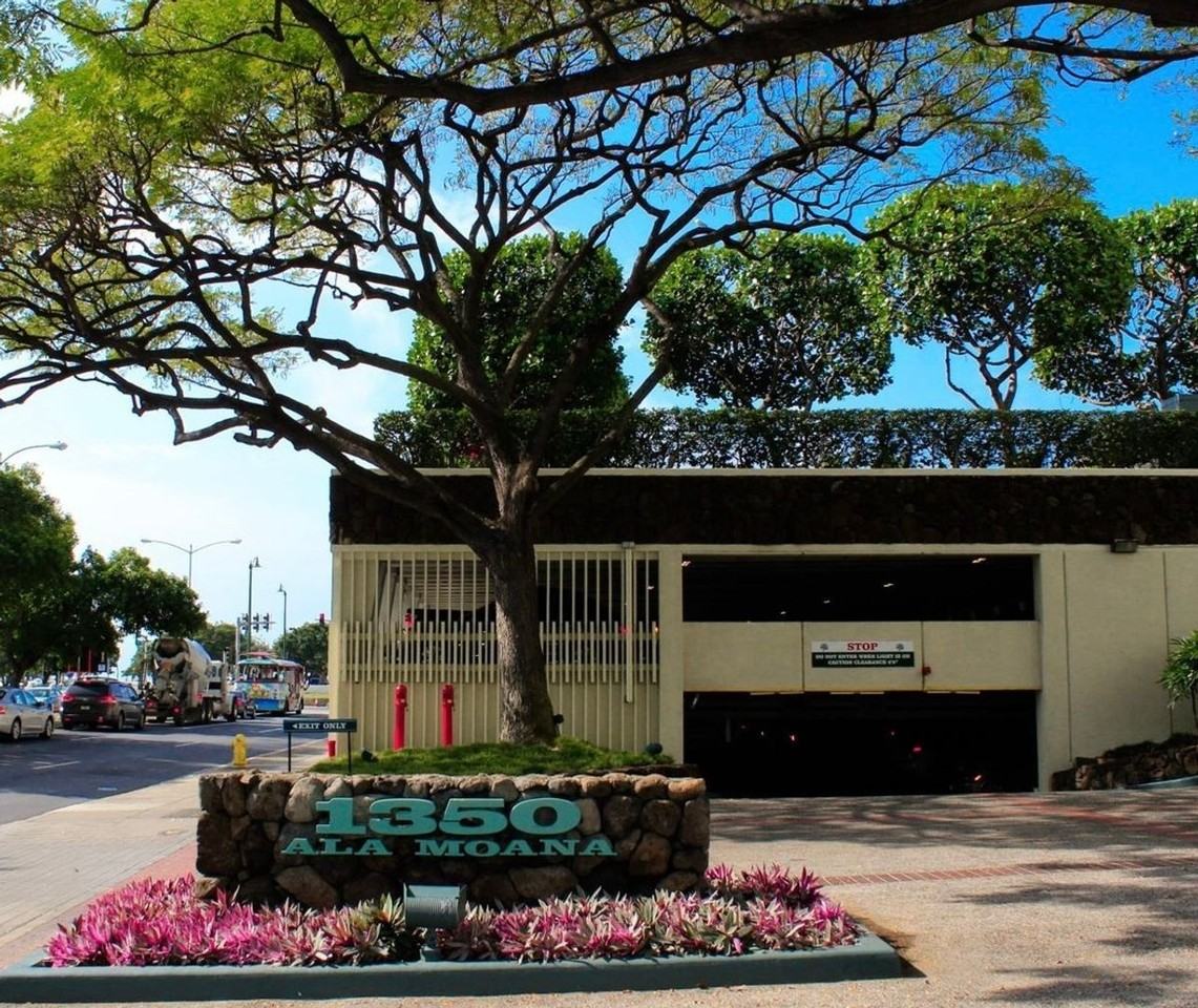 1350 Ala Moana Blvd #2406