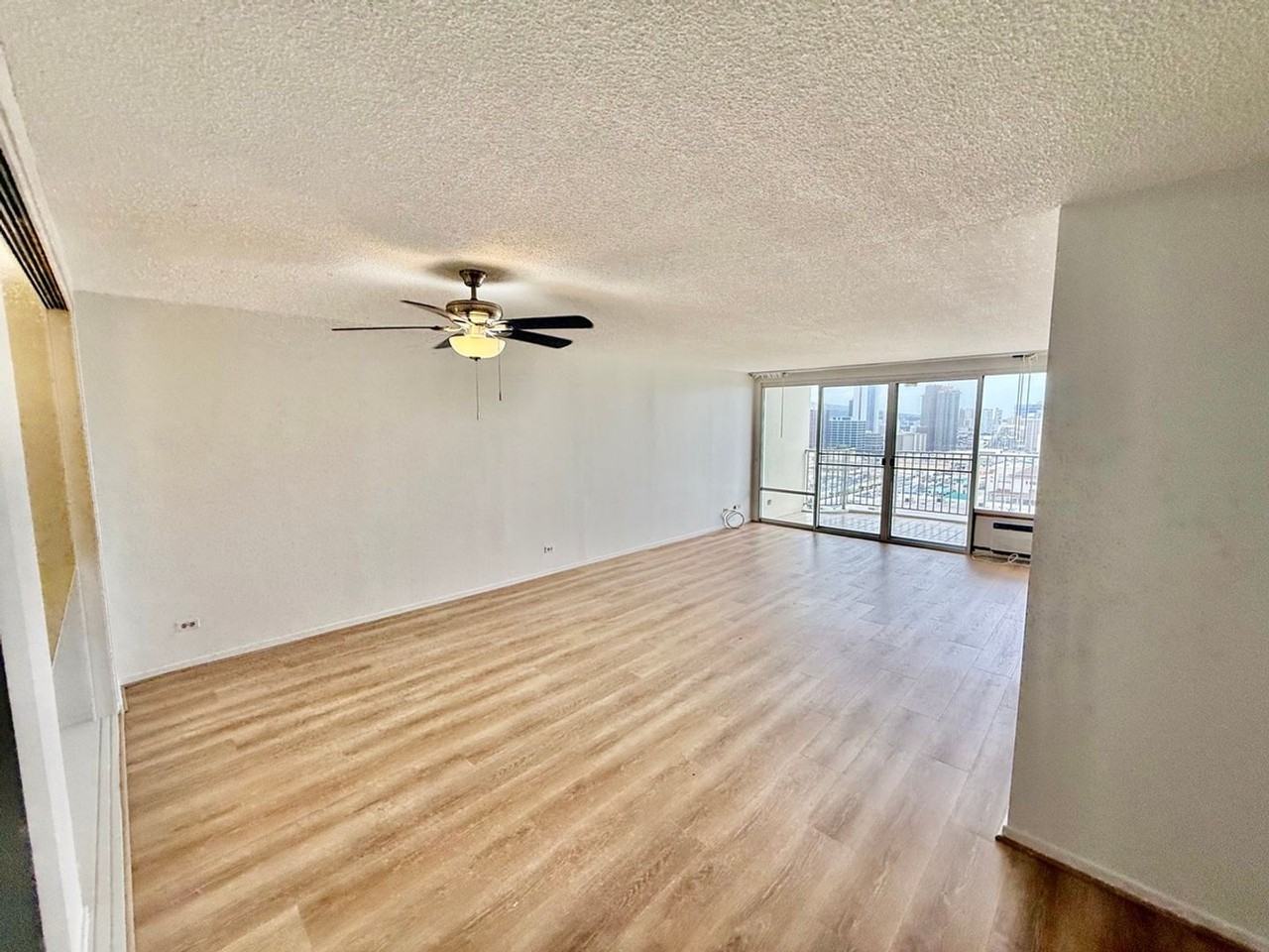 1350 Ala Moana Blvd #2406 - Photo 3 of 22