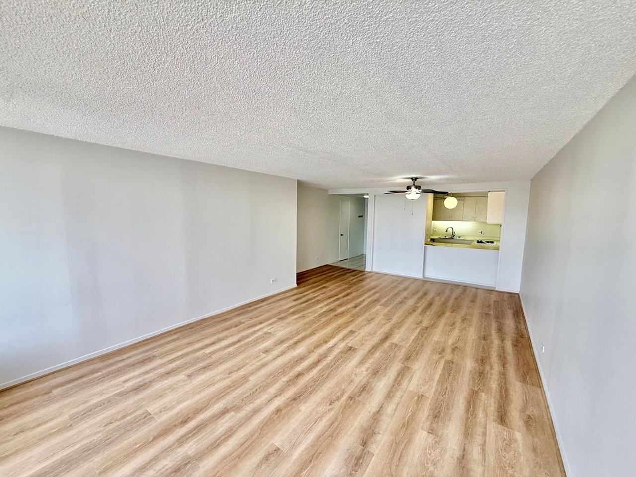 1350 Ala Moana Blvd #2406 - Photo 4 of 22