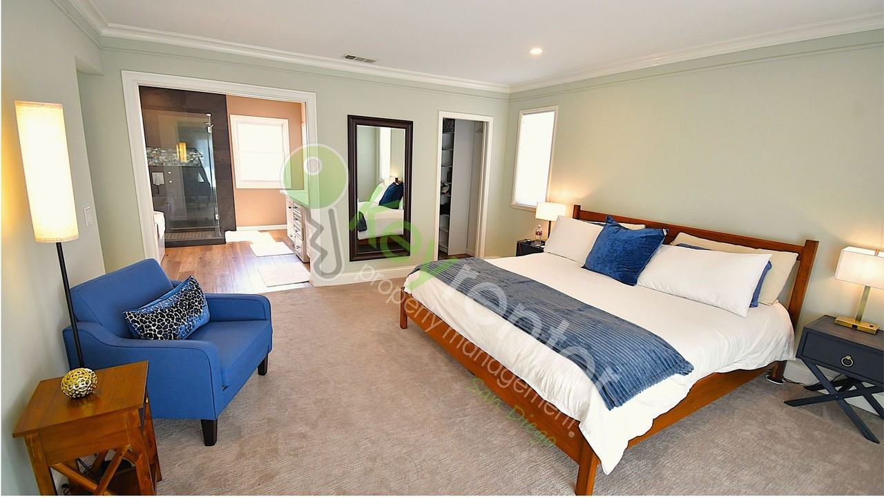 3848 Dixon Pl - Photo 4 of 33