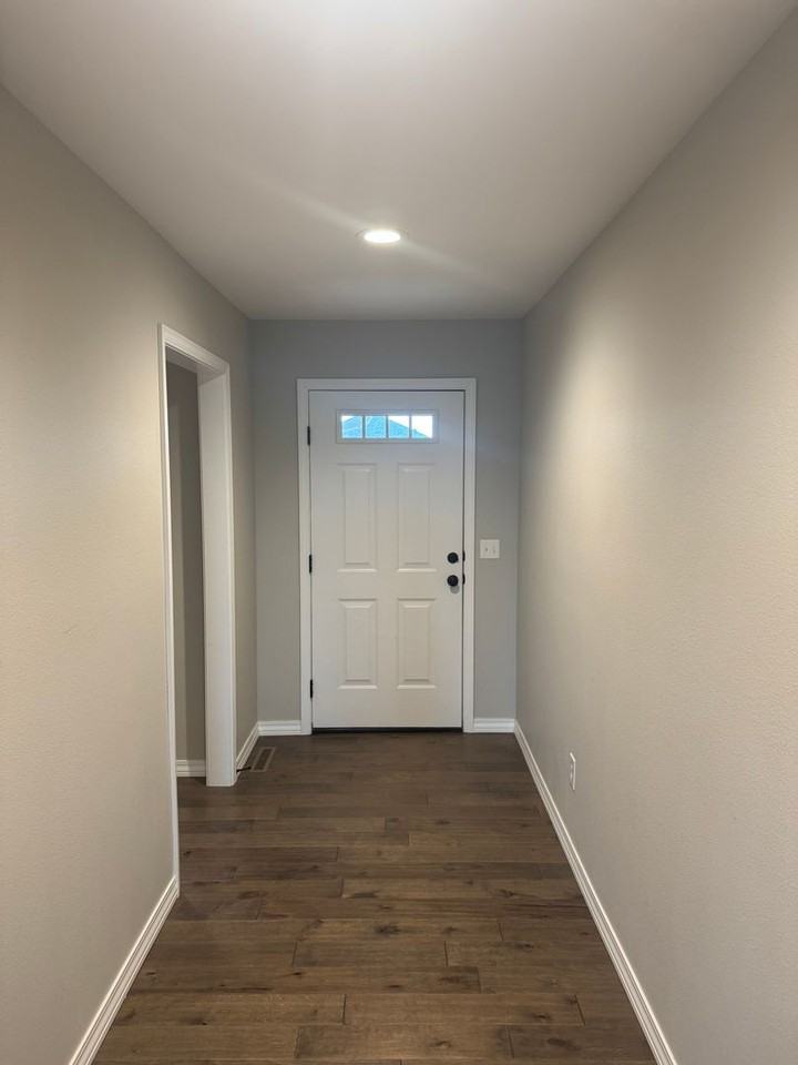 5635 W Mangrove St - Photo 3 of 19