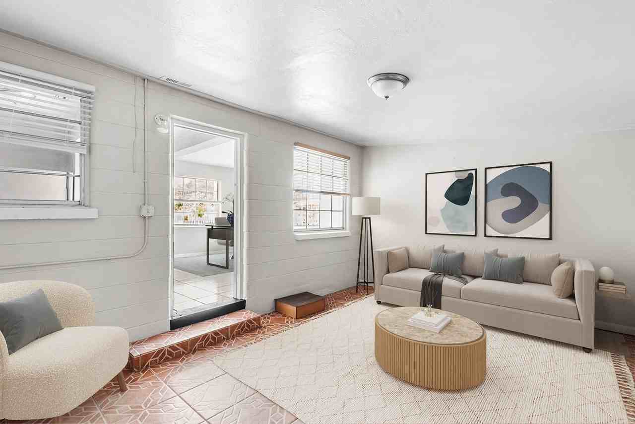 201 N Himes Ave - Photo 2 of 11