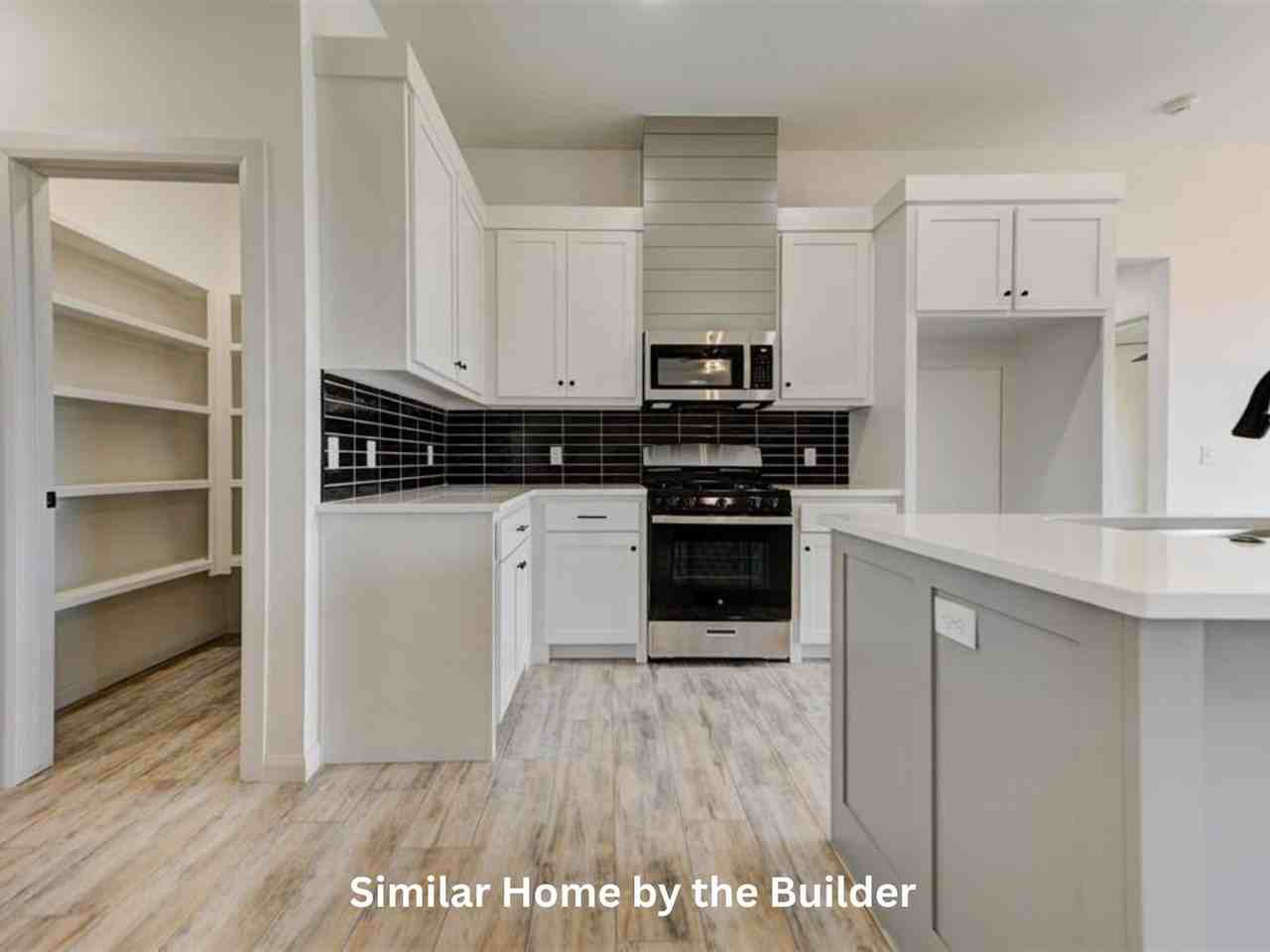 1949 W Crossbow Way - Photo 4 of 40