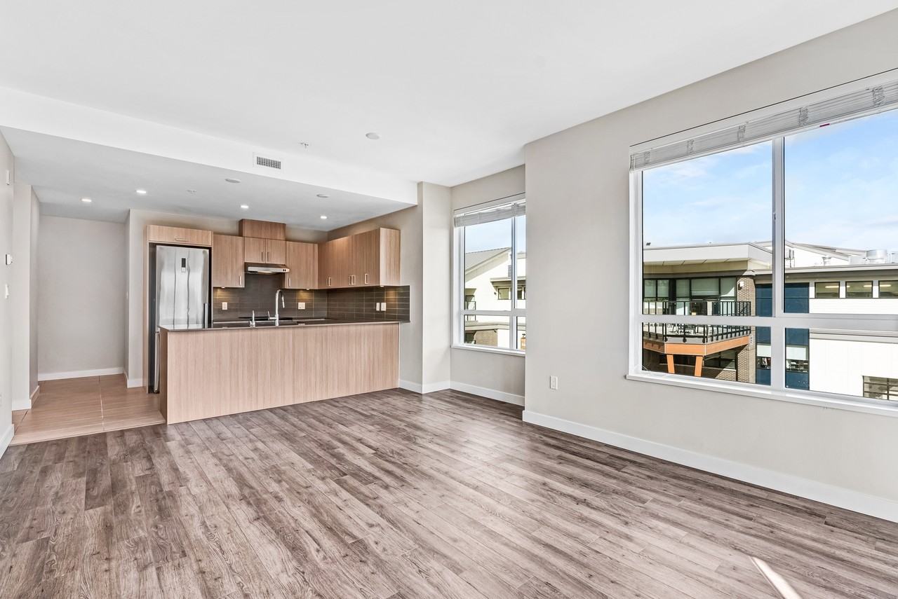 23100 Garripie Avenue #302 - Photo 5 of 15