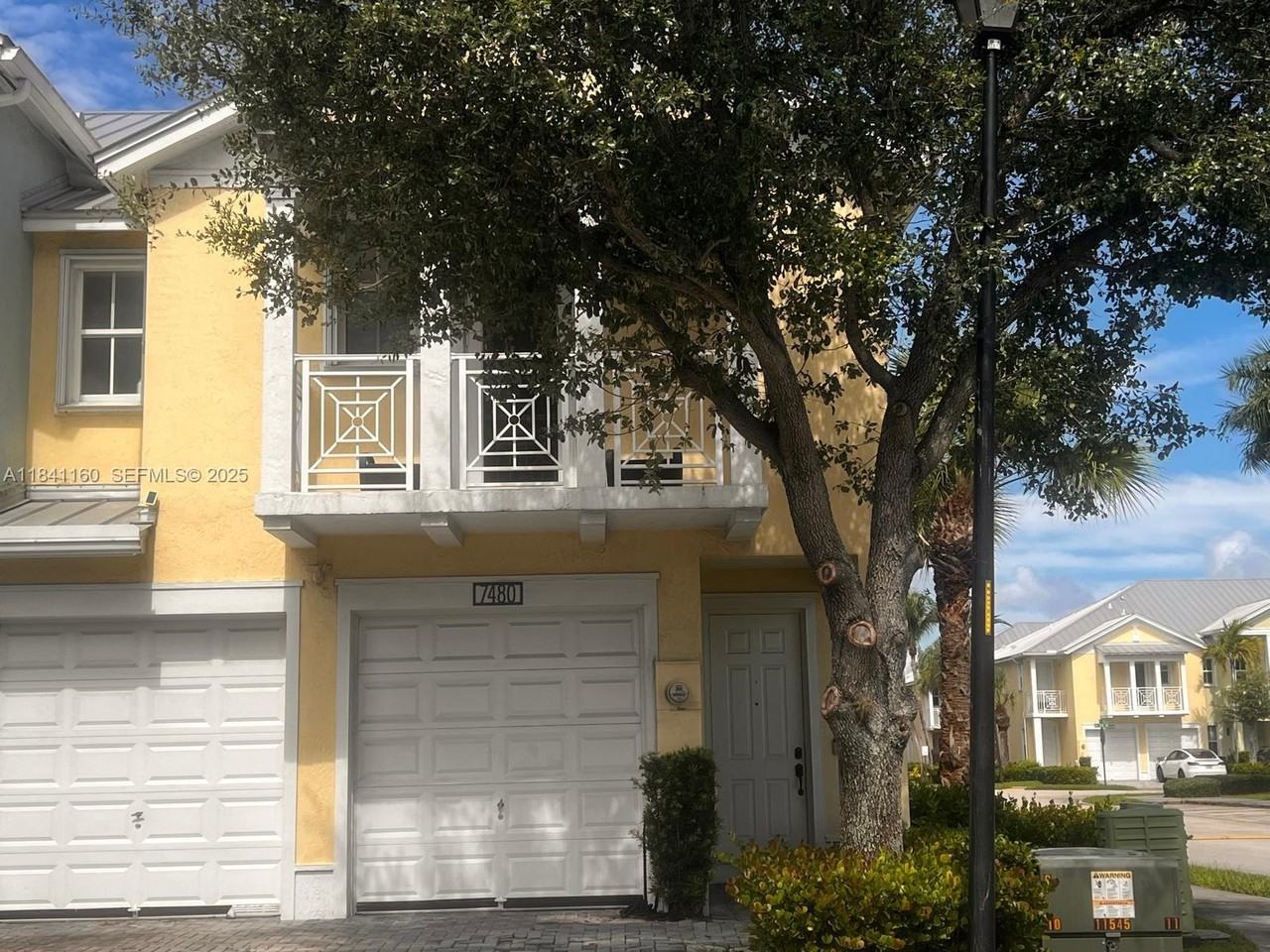 7480 Northwest 114th Path #7480 - Photo 5 of 25