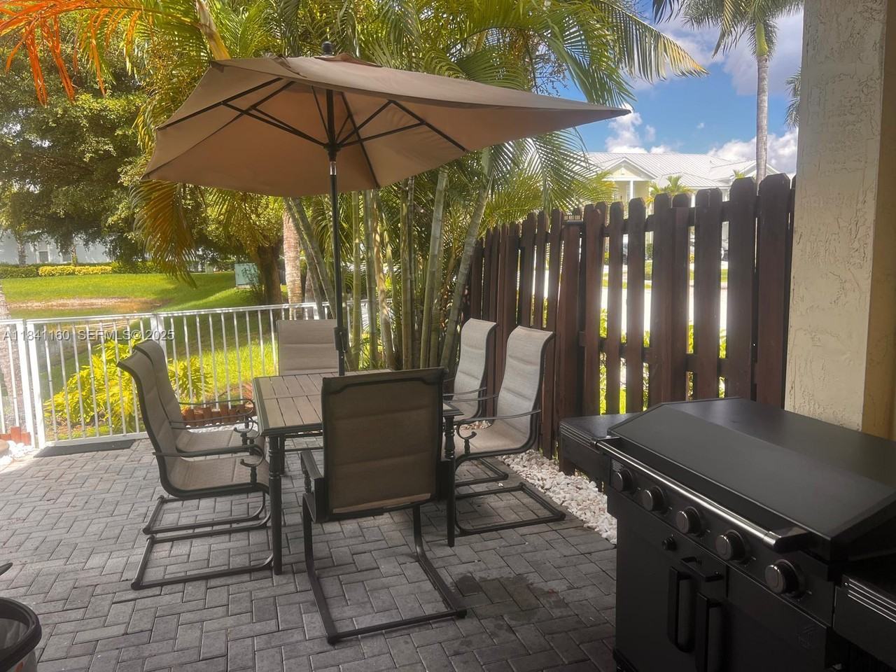 7480 Northwest 114th Path #7480 - Photo 6 of 25