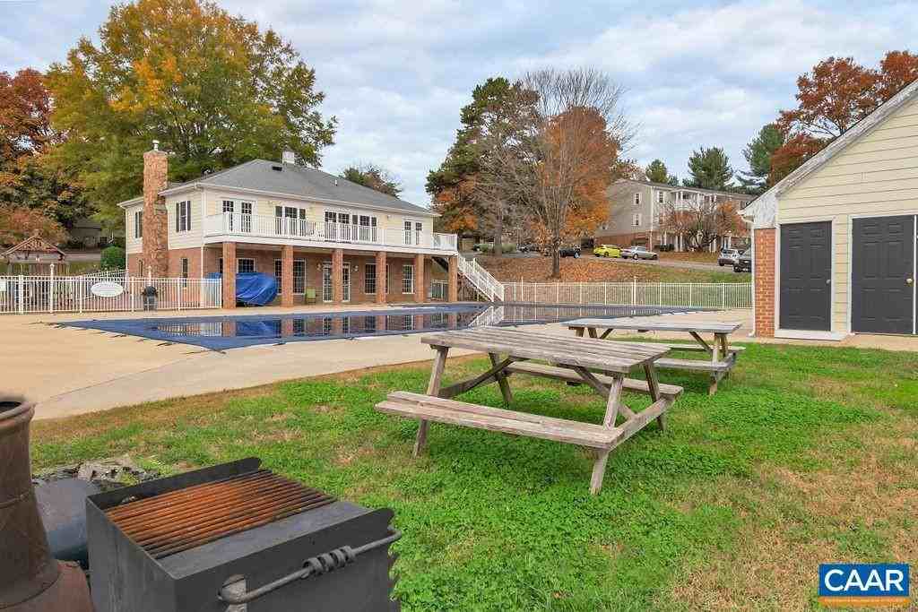 1 1242E Villa Lane #1 - Photo 3 of 18