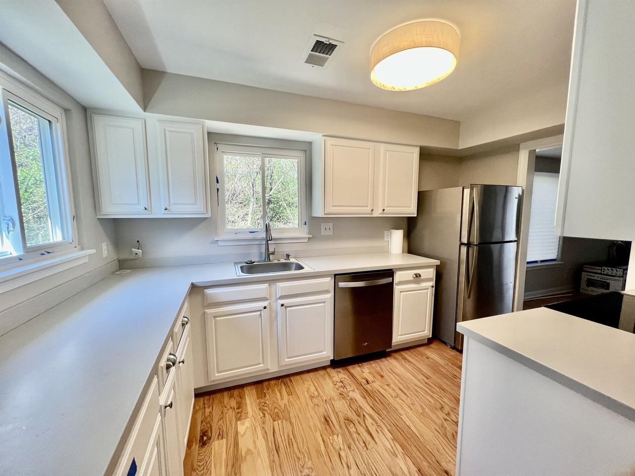 980 Sutton Ct #1 - Photo 3 of 30