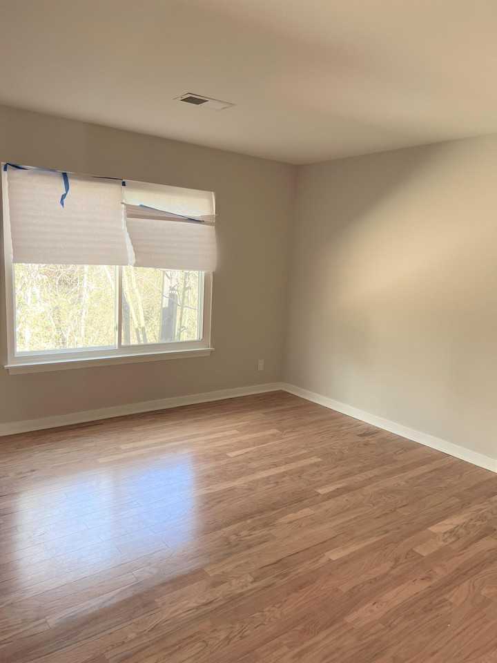 980 Sutton Ct #1 - Photo 2 of 26