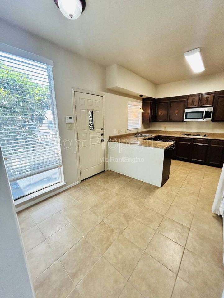 3678 Hidden Dr #1103 - Photo 4 of 10