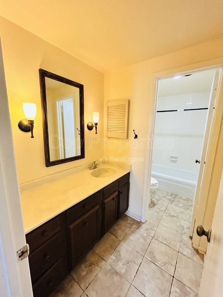 3678 Hidden Dr #1103 - Photo 7 of 10