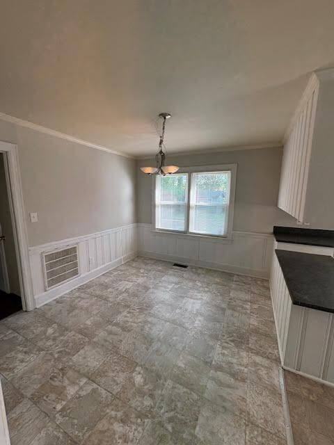 2606 S Wright Rd - Photo 3 of 10