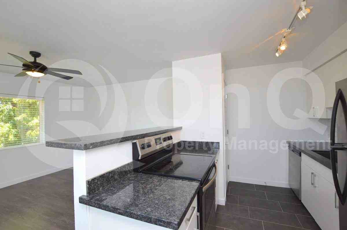 243 W Turney Ave #6 - Photo 3 of 10