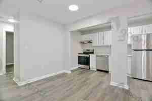 featured image of 200 Columbus St #7